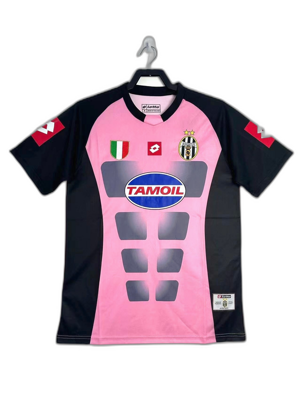 Camisa Juventus 02/03 Rosa Goleiro - Versão Retrô